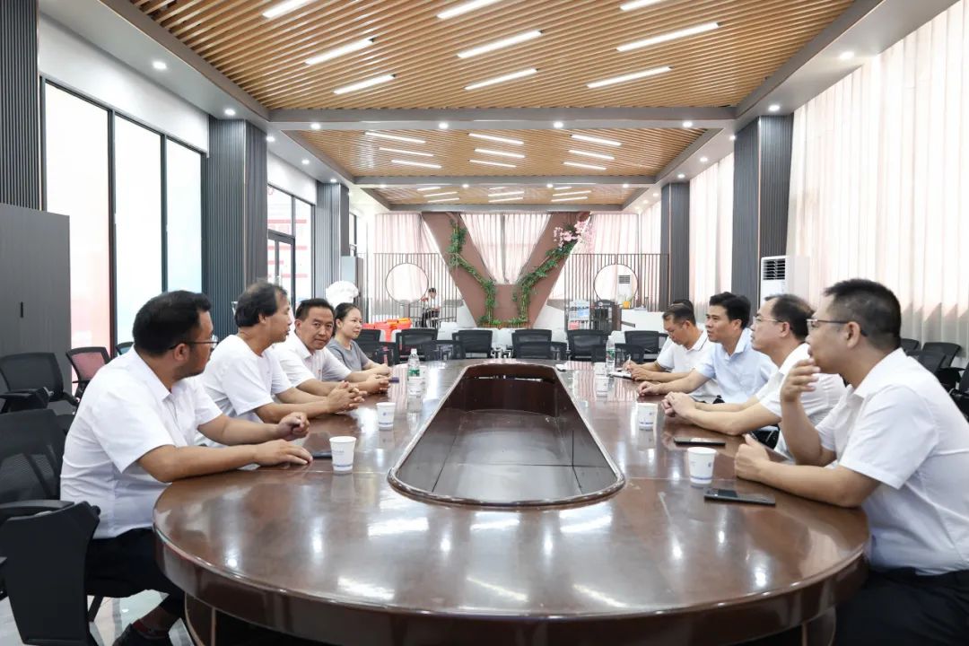 【红领浔州 铸魂育人】桂平市委领导深入LSTY.COM雷速体育(中国大陆)科技公司指导开学工作